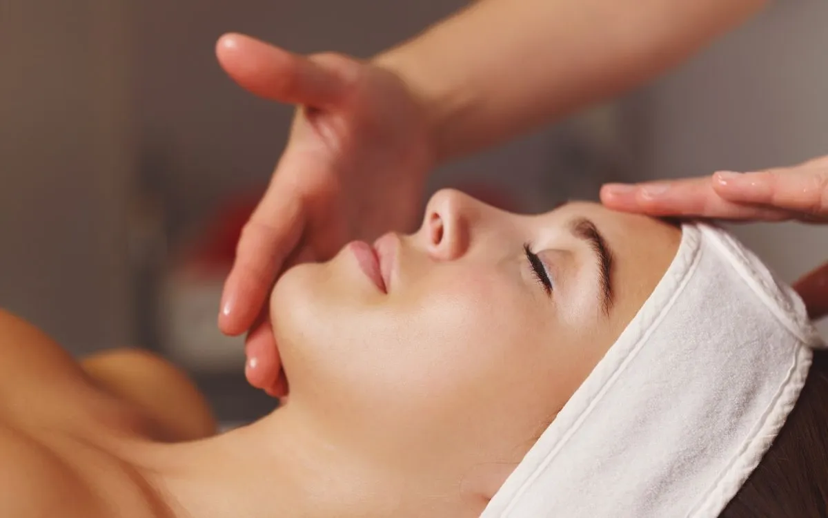 /uploads/blog/rejuvenare-faciala-ploiesti.webp